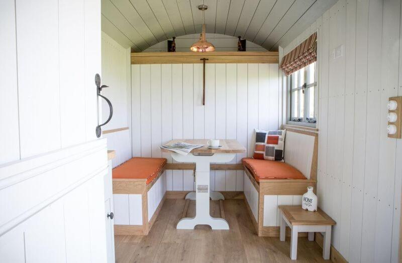 Perkins Luxury Shepherd Huts นอตติงแฮม ภายนอก รูปภาพ