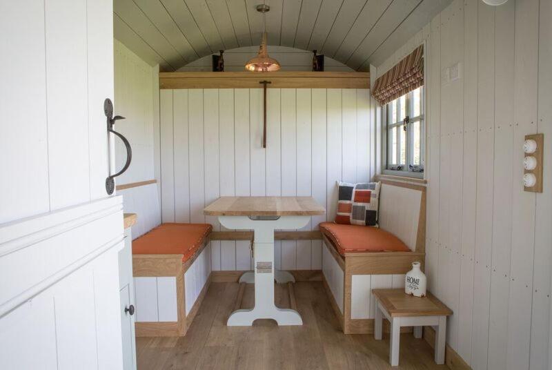 Perkins Luxury Shepherd Huts นอตติงแฮม ภายนอก รูปภาพ